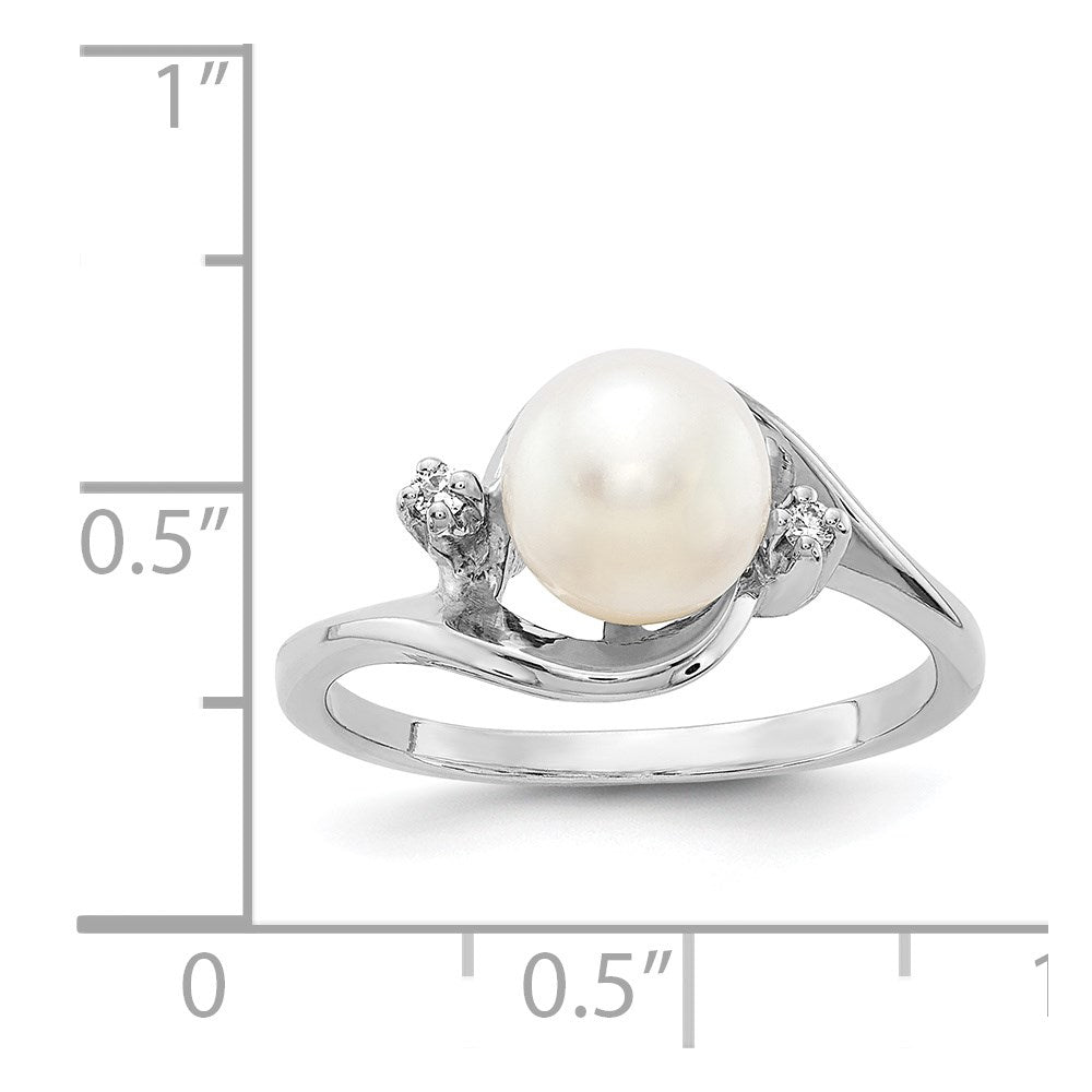 14k White Gold 7mm FW Cultured Pearl A Real Diamond ring