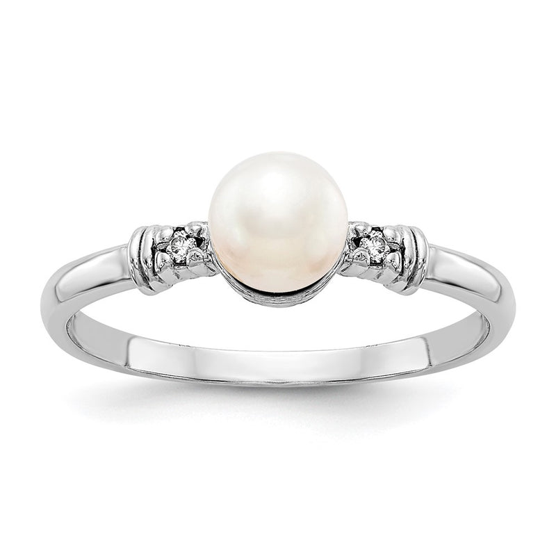 14k White Gold 5mm FW Cultured Pearl A Real Diamond ring