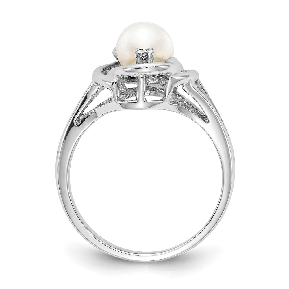 14k White Gold 6mm FW Cultured Pearl A Real Diamond ring