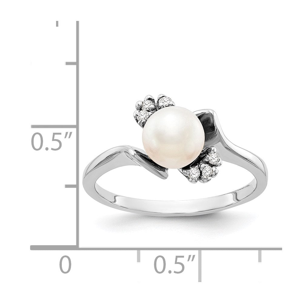 14k White Gold 6mm FW Cultured Pearl A Real Diamond ring