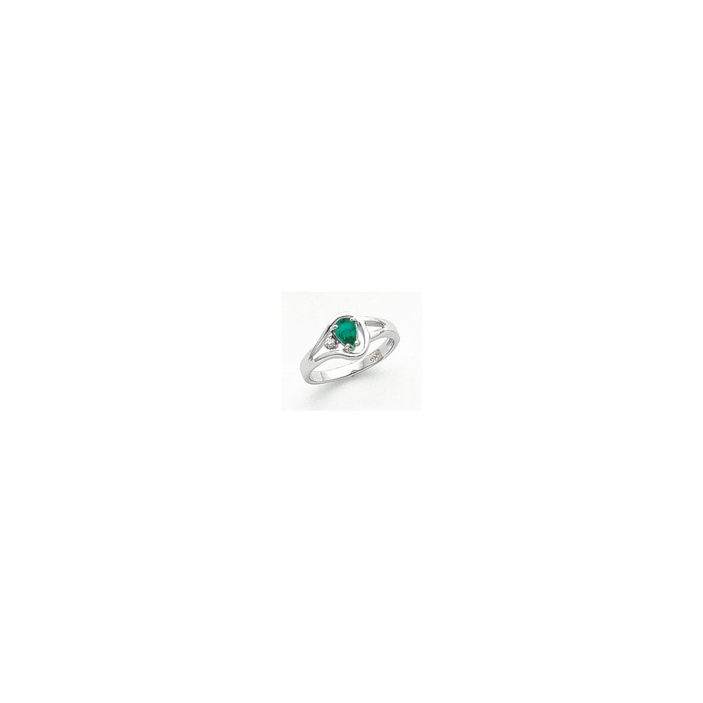 14k White Gold 6x4mm Pear Mount St. Helens A Real Diamond ring