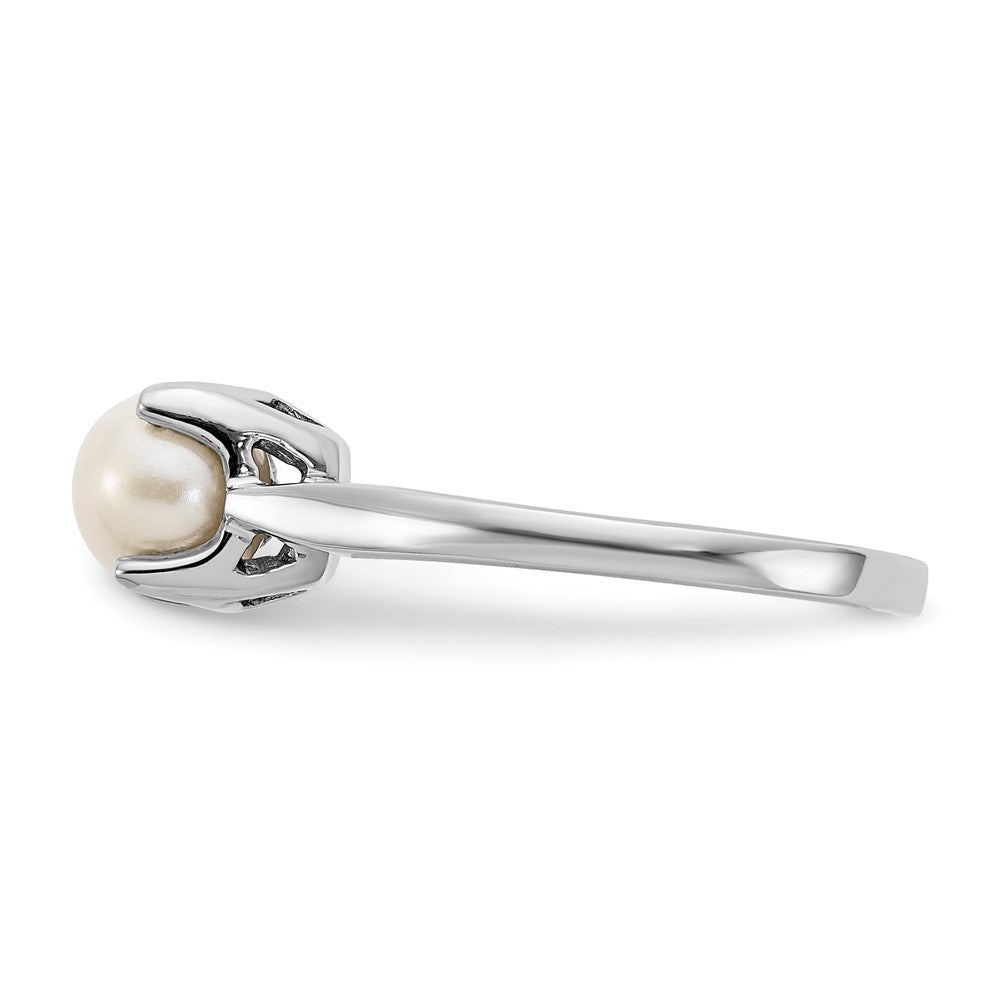 14k White Gold 6mm FW Cultured Pearl ring