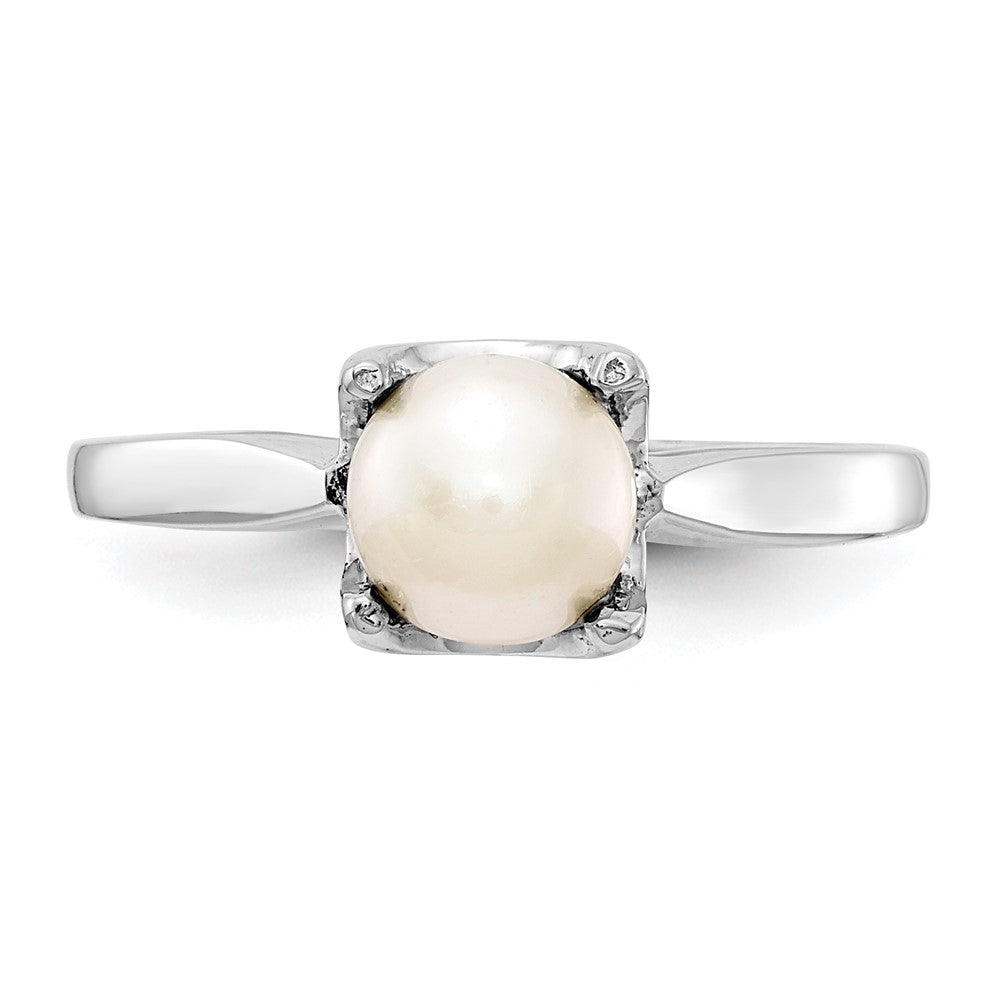 14k White Gold 6mm FW Cultured Pearl ring