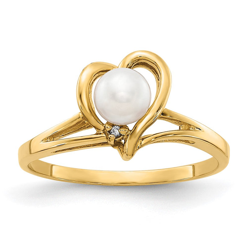14k Yellow Gold 4.5mm FW Cultured Pearl VS Diamond ring