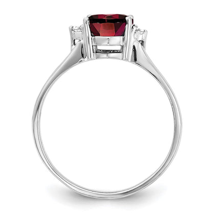 14k White Gold 8x6mm Oval Garnet VS Diamond ring