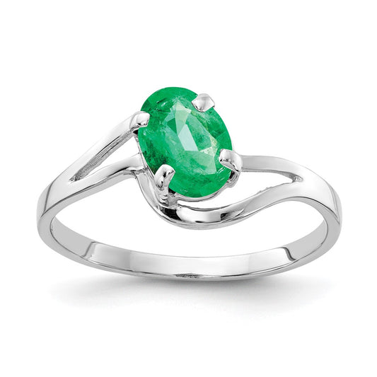 14k White Gold 7x5mm Oval Emerald ring