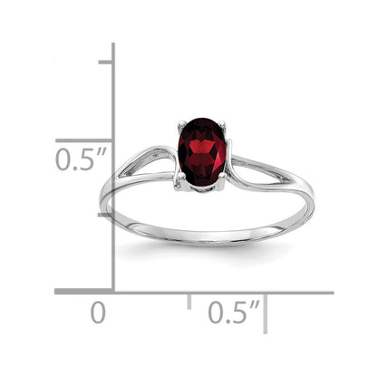 14k White Gold 6x4mm Oval Garnet ring