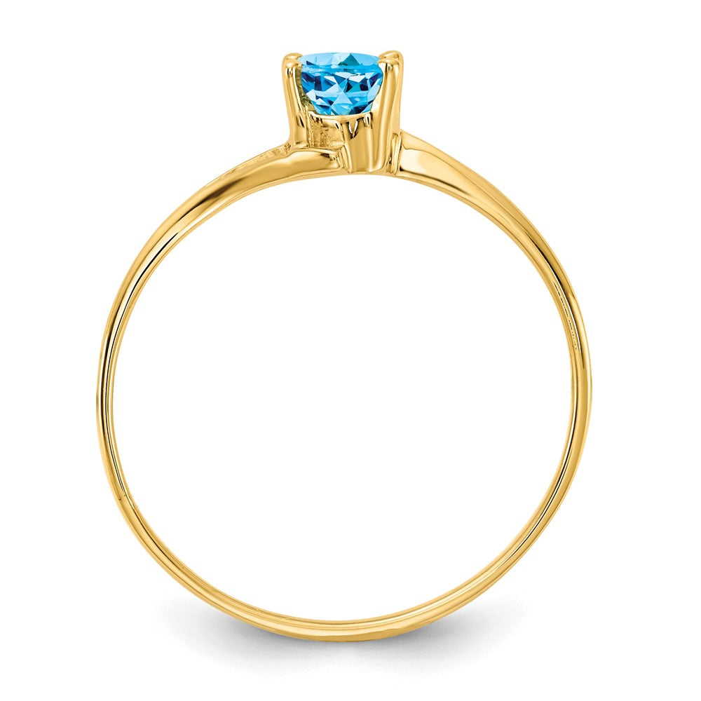 14K Yellow Gold 6x4mm Oval Blue Topaz ring