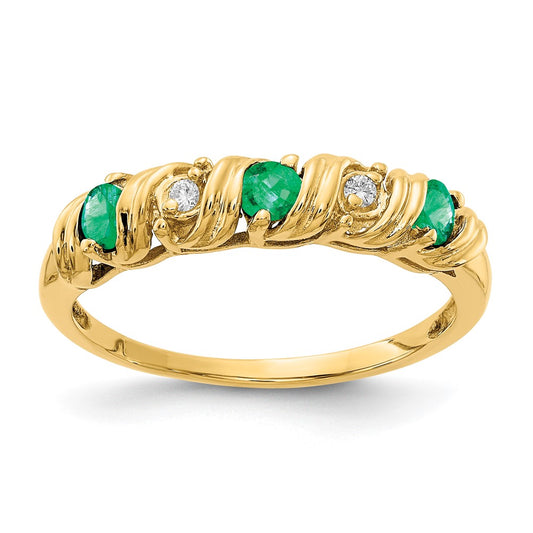 14k Yellow Gold 2.75mm Emerald AA Diamond ring