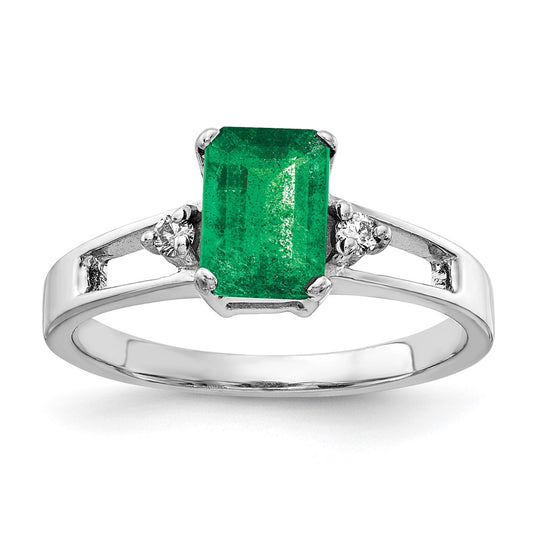 14k White Gold 7x5mm Emerald Cut Emerald AAA Diamond ring
