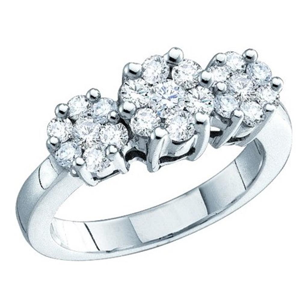 2 CT-Diamond FLOWER RING