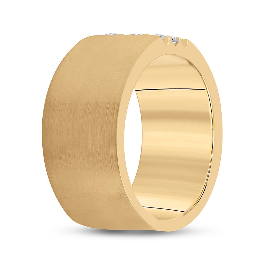 14k Yellow Gold Round Diamond 3-stone Matte Wedding Band 1/2 Cttw