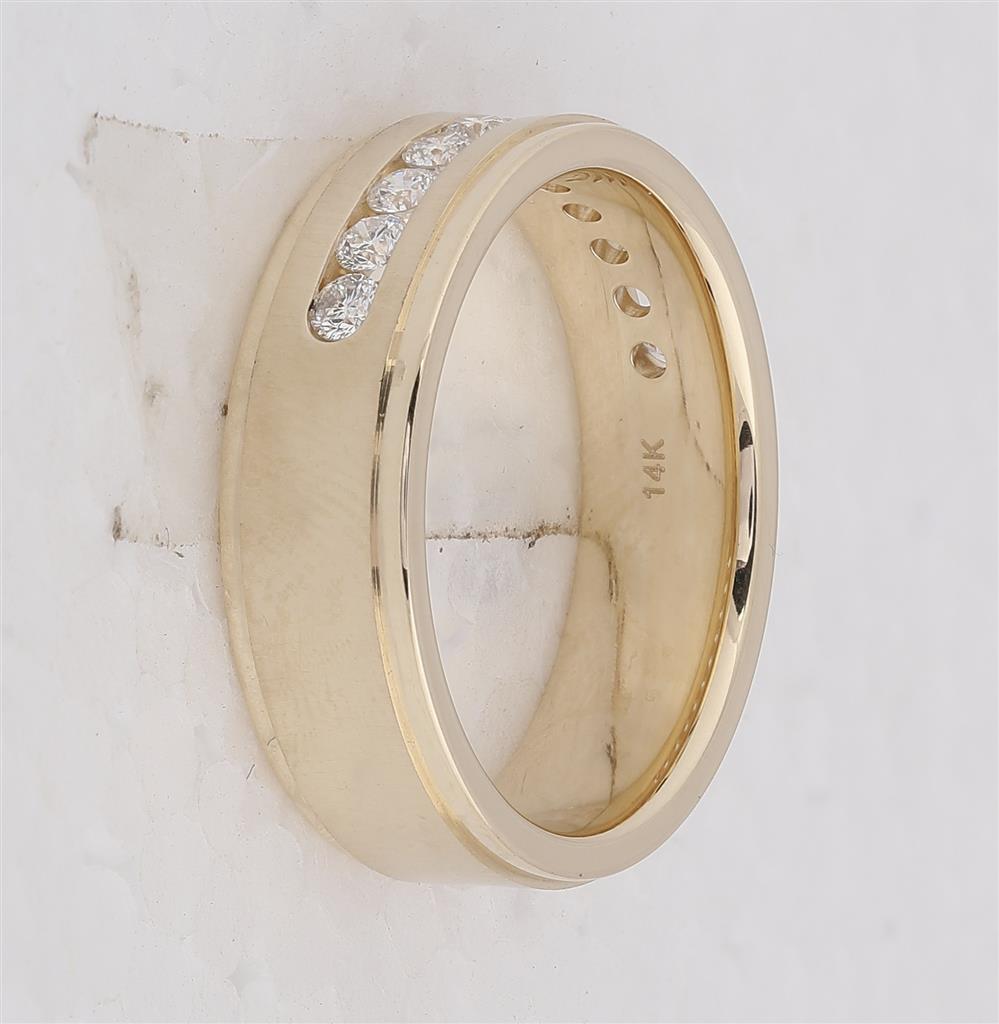 14k Yellow Gold Round Diamond Single Row Wedding Band Ring 1/2 Cttw