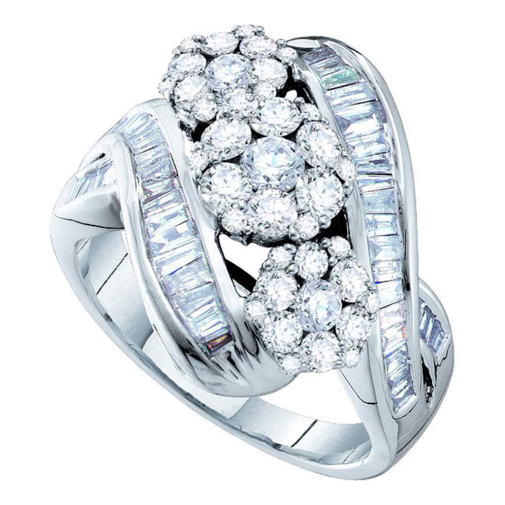 2 CTW-Diamond FLOWER RING