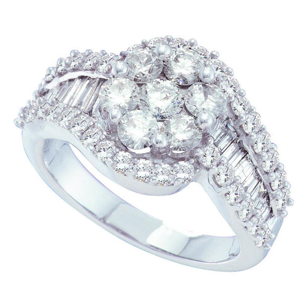 2 CT-Diamond FLOWER RING