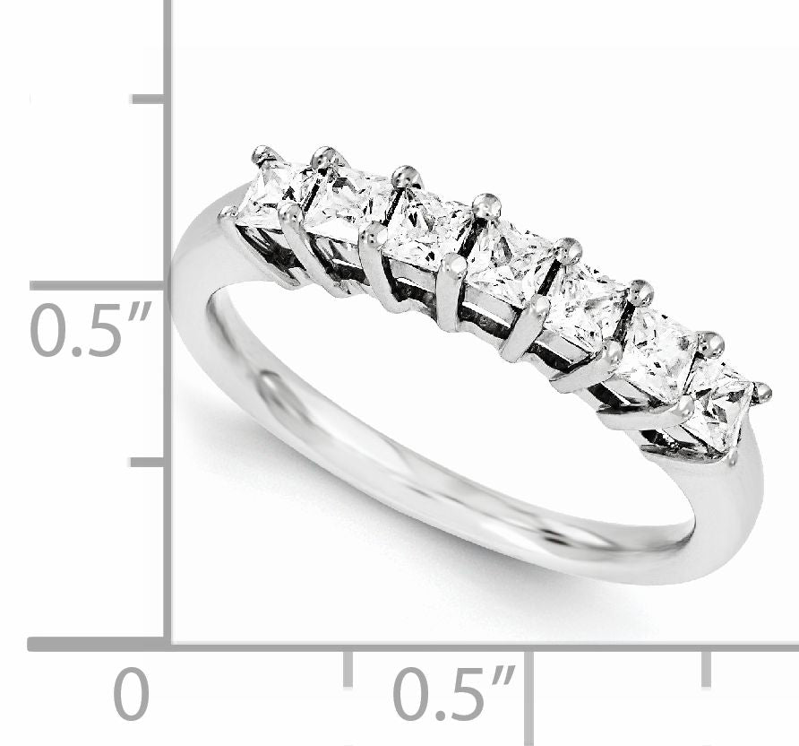 14kw Diamond Band