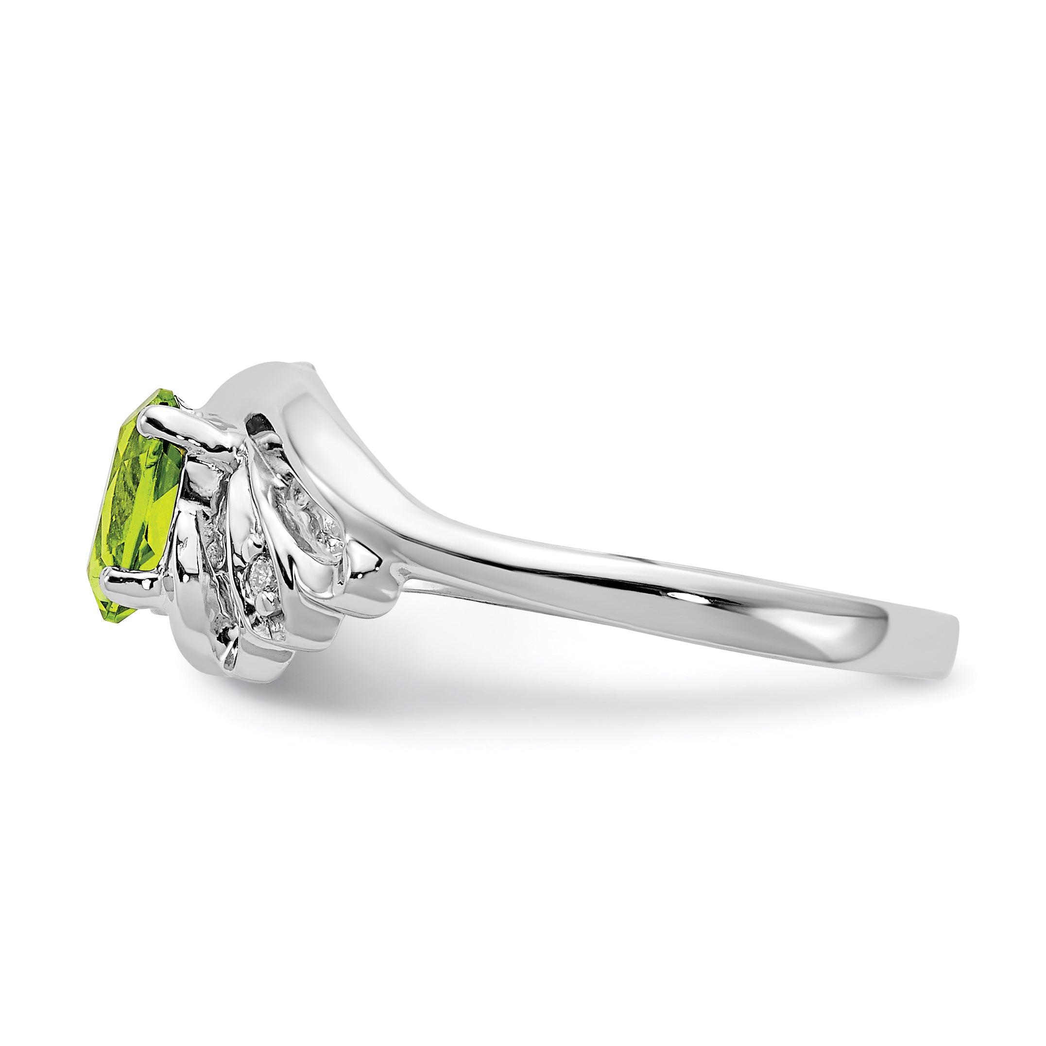 14k White Gold 6x4mm Oval Peridot Checker A Diamond ring
