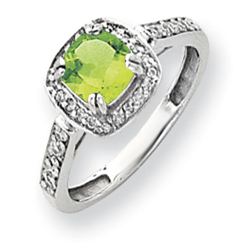 14k White Gold 6mm Peridot A Diamond ring